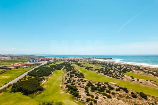 Moradia na Praia dos Super Tubos