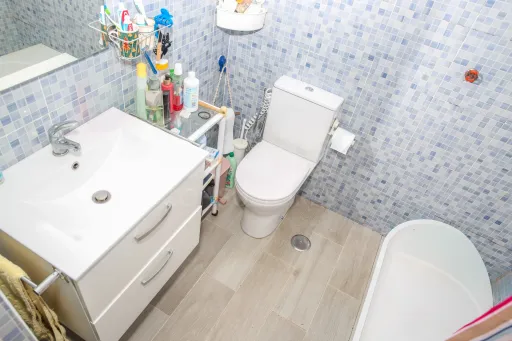 Quintinha com Moradia T2+1, em Sobral de Monte Agraço