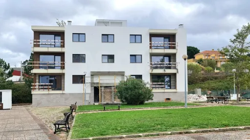 Apartamento T3 R/C  Fração B (Em Construção)