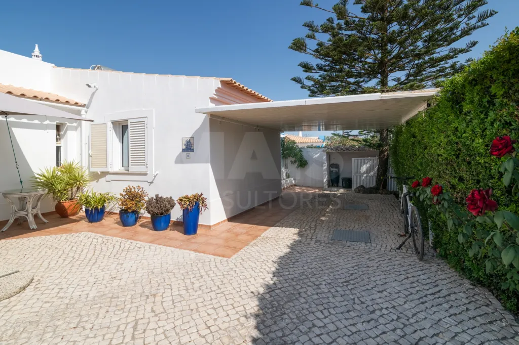 Moradia V3 em Albufeira com piscina