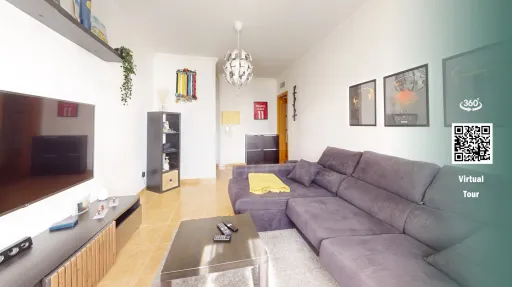 Apartamento T2 com parqueamento no Carregado