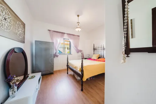 Propriedade com 7240m2 | Duas habitações | Piscina | Garagem | Anexos | Carvalhal, Bombarral