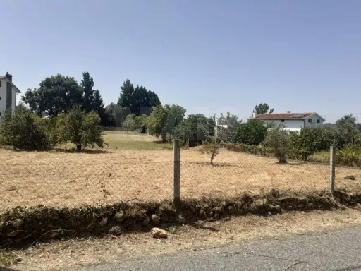 Building land in Côja