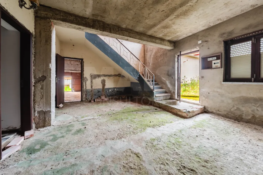 Moradia com 1.040 m² de Terreno no Seixal, Lourinhã