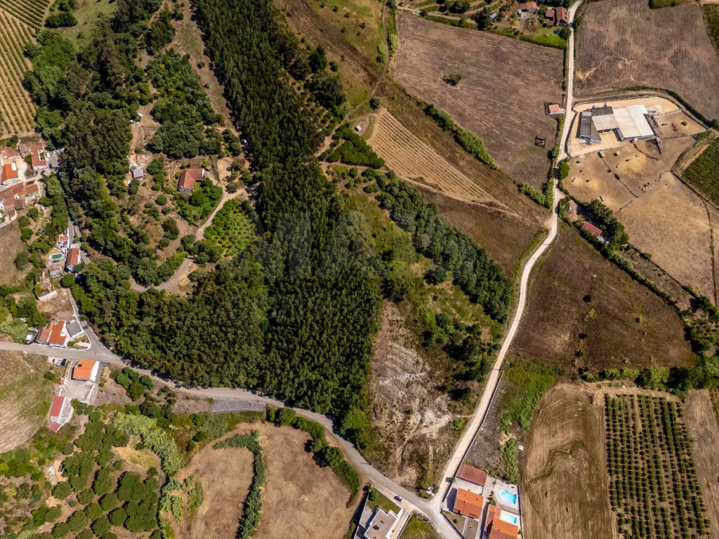Terreno para construção de duas moradias, Rabissaca, Alenquer