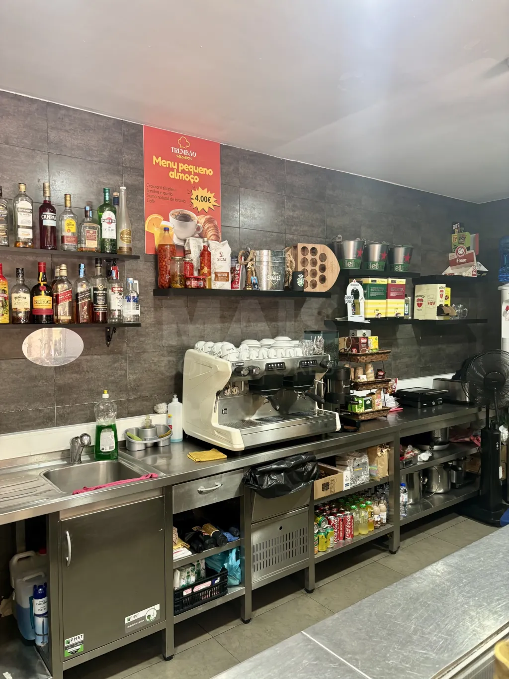 Cafetaria - Restaurante na Alta de Lisboa