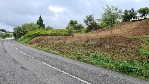 Terreno com área urbanizável