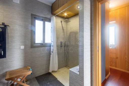 Moradia T4 de luxo no Barrocalvo, Carvalhal, Bombarral