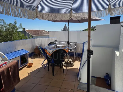 Prédio no Centro de Torres Novas com Jardim e Forte Potencial para constituição de Propriedade Horizontal com elevada rentabilidade de investimento
