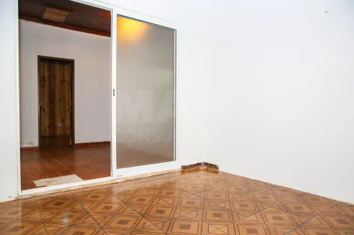 Moradia T2 para Remodelar – Pocariça, Olhalvo