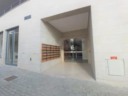 T3 com Box para 2 carros | Colinas do Cruzeiro, Odivelas