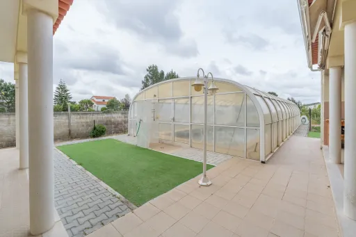 Moradia T3 com Piscina e Terreno de 7.320 m² – Privacidade, Sustentabilidade e Qualidade de Vida