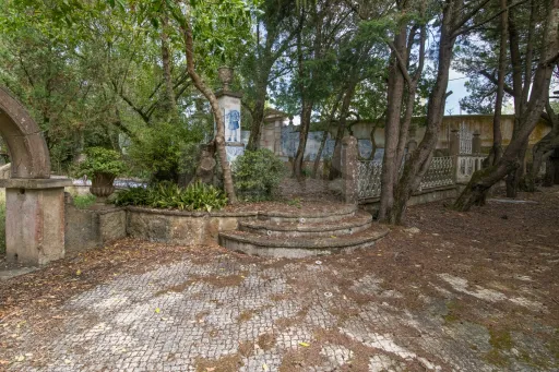 Terreno Urbano junto ao Parque Natural  em Sintra