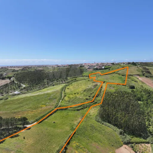 Terreno Rústico com 26.760m²