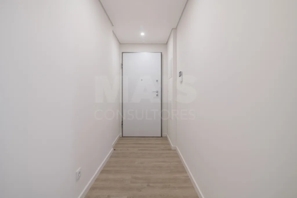 T2 Novo em Carcavelos