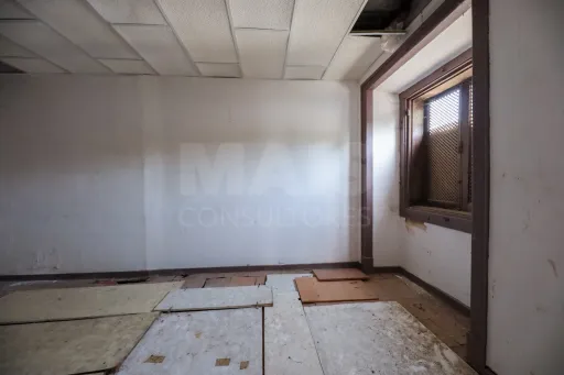 3-Bedroom House to Rebuild - Camarnal, 3 minutes from Alenquer