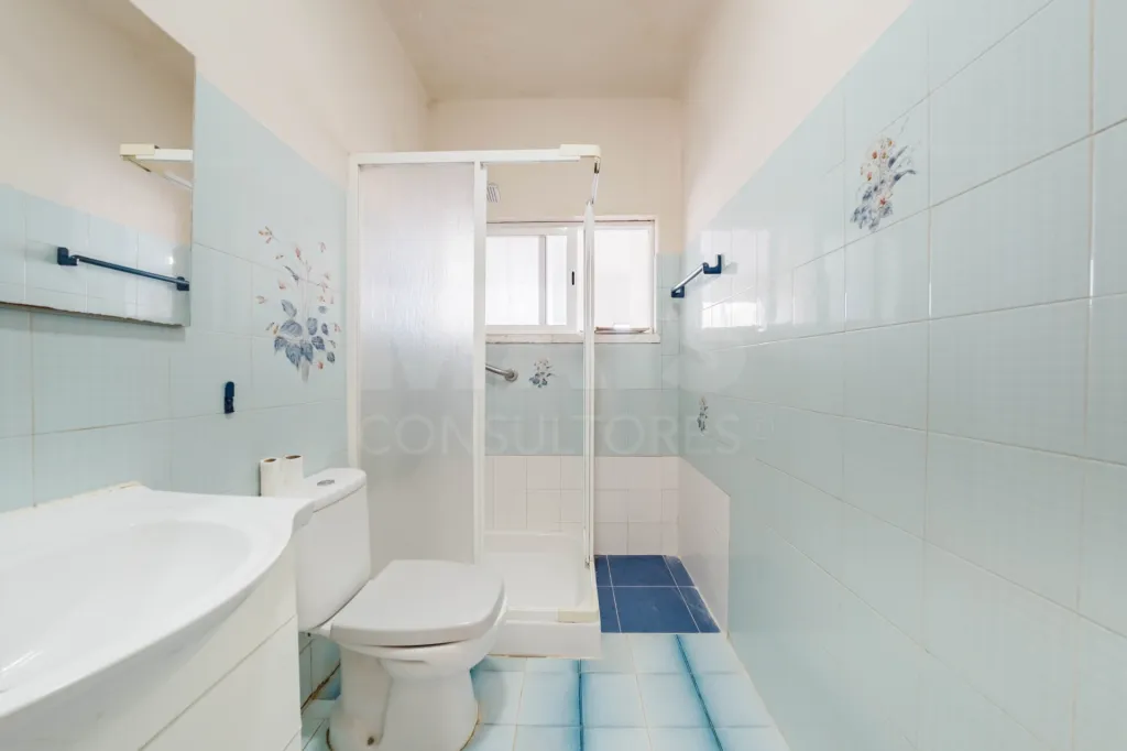 3-bedroom house with a backyard in a quiet neighborhood
