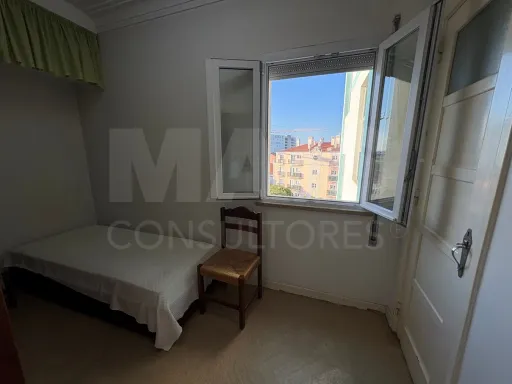 Apartamento T4 na Lapa - Estrela