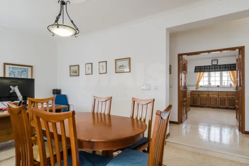 3-Bedroom Family Home 5 Minutes from the Beach - Silveira/Santa Cruz