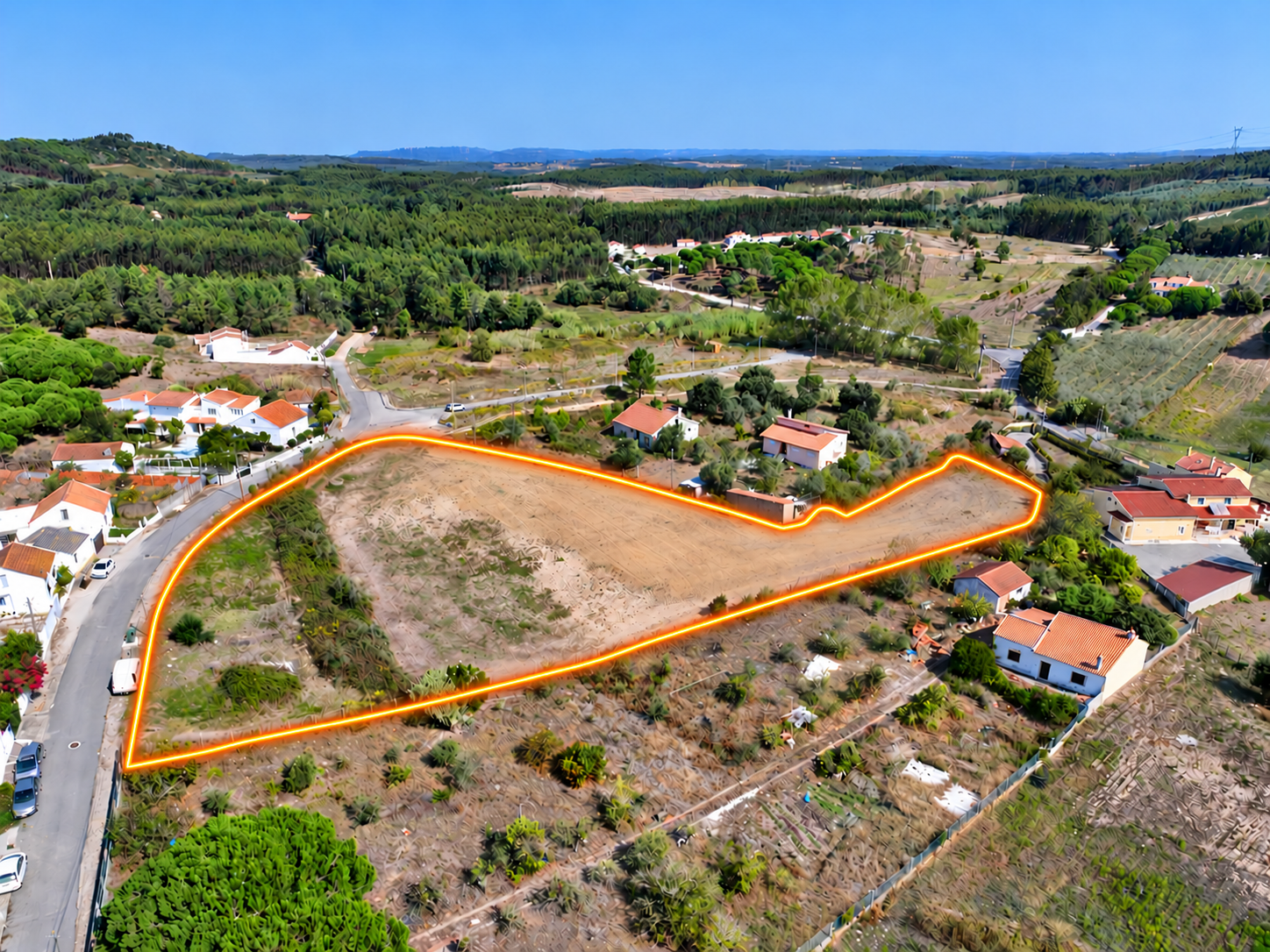 Terrano de 7.024 m2 com Potencial de Loteamento | Alcoentre