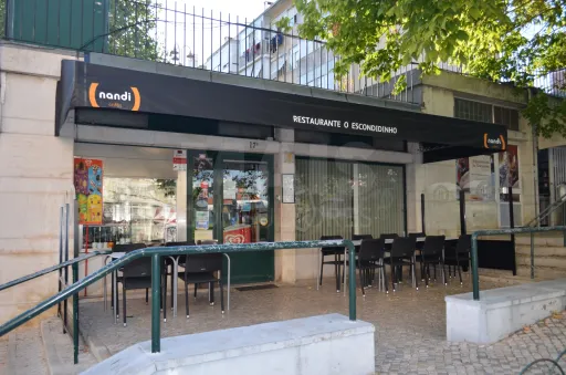 Benfica | Restaurante em Funcionamento + 3 Frações Comerciais | Clientela fiel e casa cheia.
