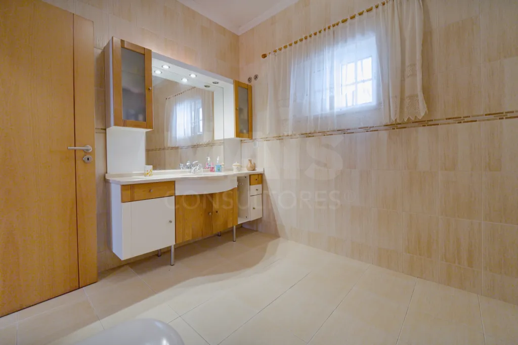 3 bedroom villa with pool and 7,320 m² plot - Privacy, sustainability and quality of life