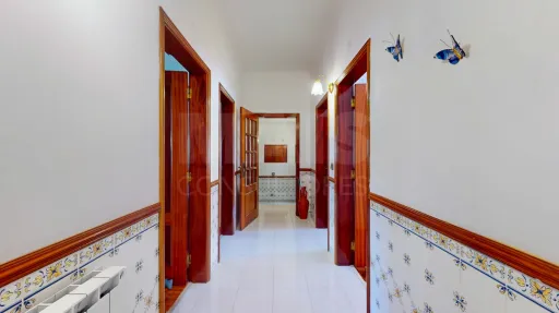 Moradia T5, na calhandriz com piscina