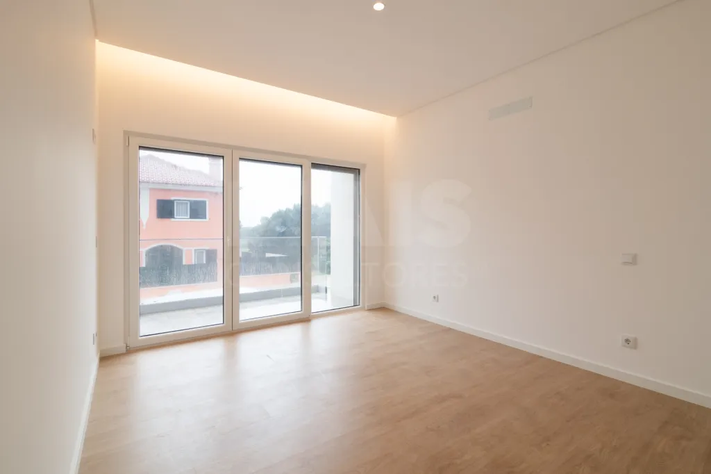Moradia T3 São Domingos Rana