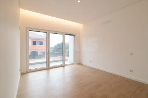 Moradia T3 São Domingos Rana