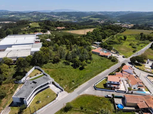 Terreno nas Gaeiras com 7.788m2