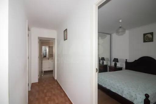Moradia T2  com Logradouro em Cabanas de Chão