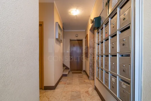 Apartamento T2 Amadora Reboleira