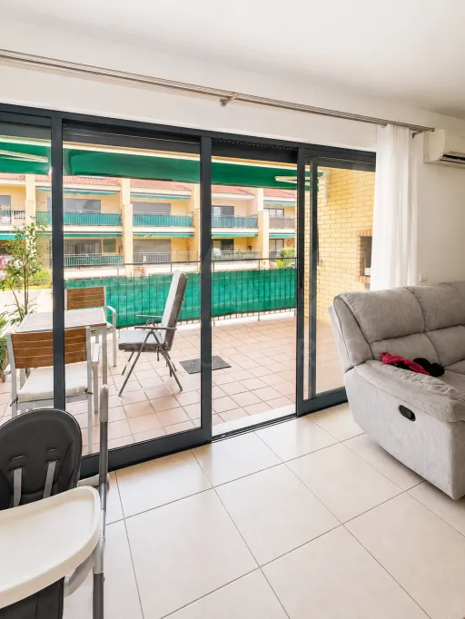 Magnifica moradia em banda, T3+2 localizada num condomínio privado, em Boliqueime.