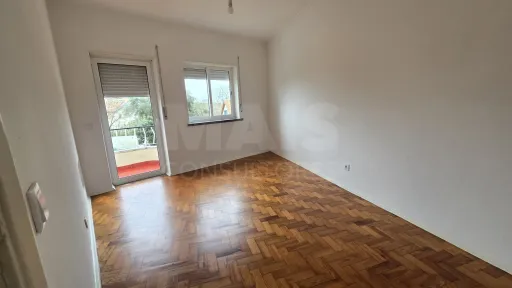 Apartamento T2 na Galiza Estoril