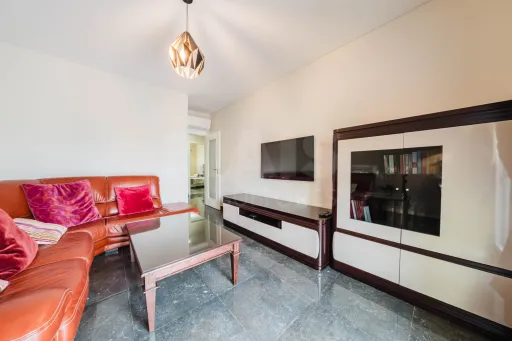 Apartamento recente com piscina e excelente exposição solar junto à praia do Baleal