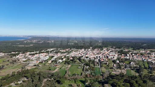 Terreno Rústico em Alfarim
