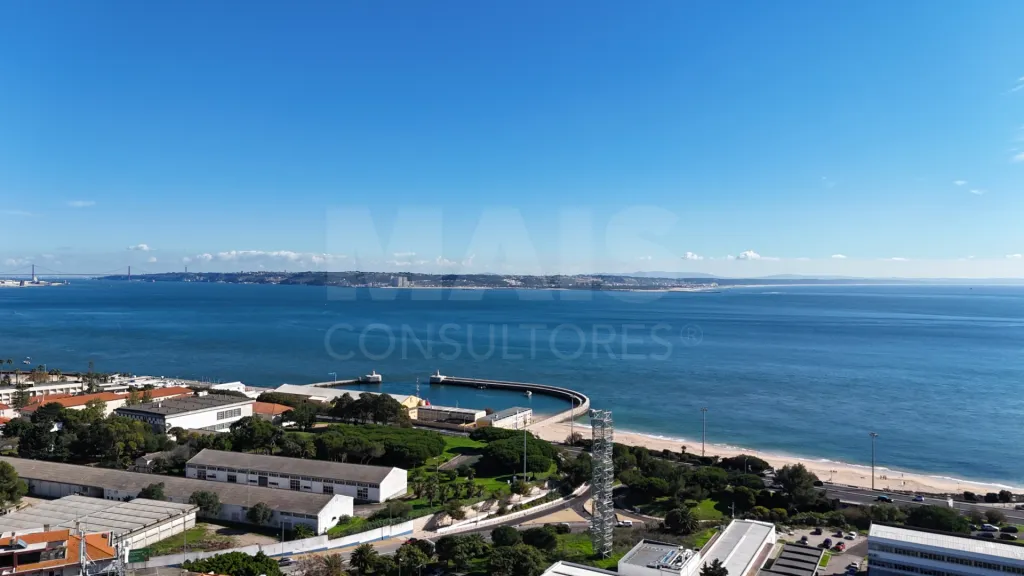 Apartamento T1 em Paço de Arcos