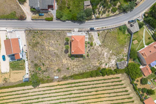 Moradia T6 Remodelada com Vista para a Serra de Montejunto