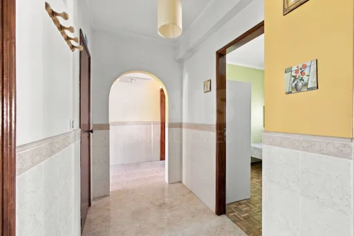 Apartamento T3 com suite e arrecadação em prédio com elevador