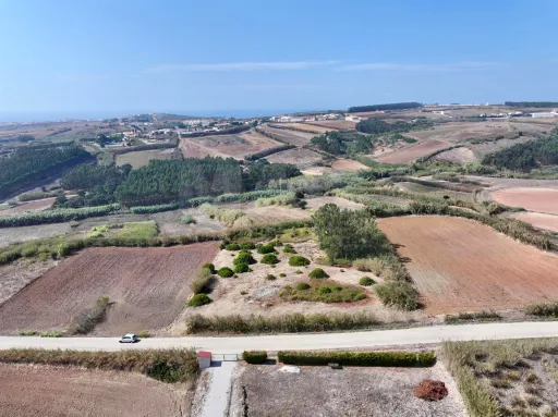 Terreno rústico com 5.840 m² a 3 km da Praia da Areia Branca