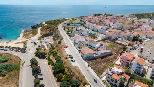 Moradia T14 frente mar em Peniche