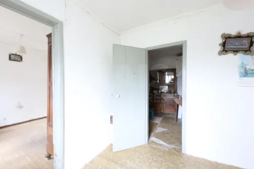 Casa de habitação e terreno Meca- Alenquer
