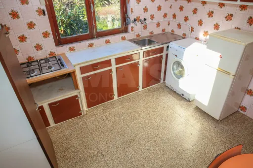 Quintinha com Moradia T2+1, em Sobral de Monte Agraço