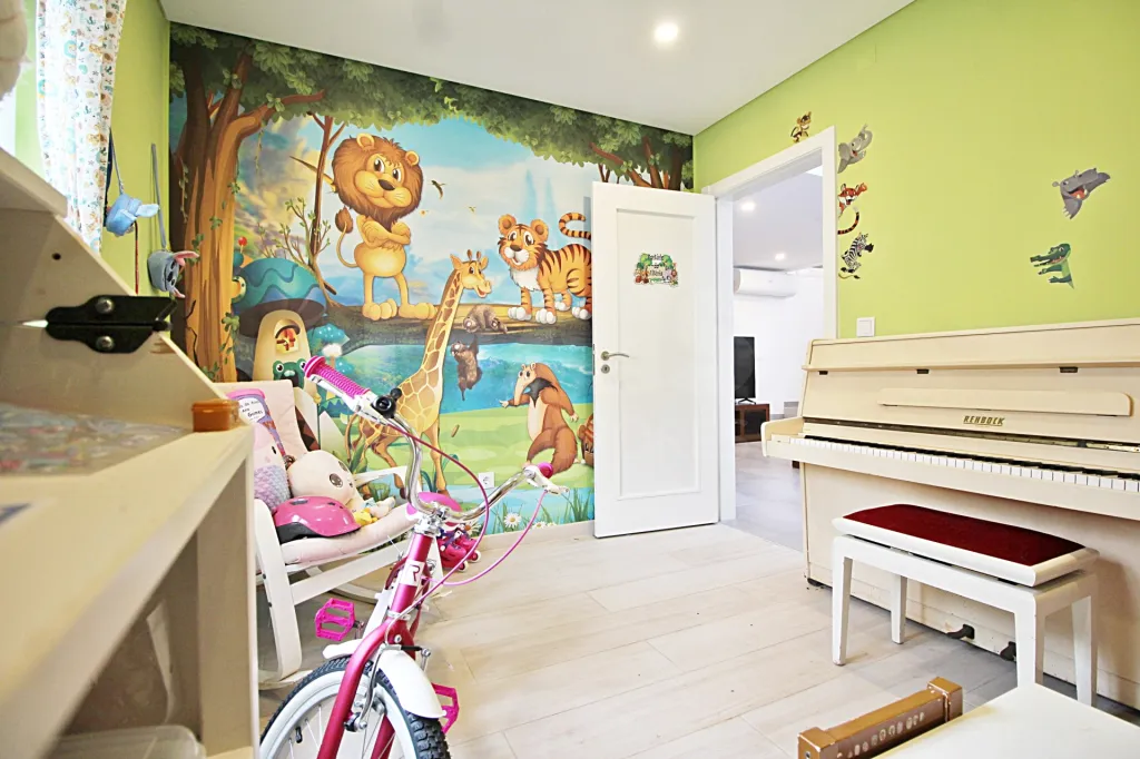 Moradia T5 de Luxo com Piscina