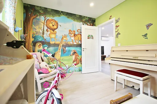 Moradia T5 de Luxo com Piscina