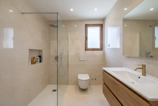 Moradia T3 (3 Suítes) com piscina e jardim - Salir do Porto