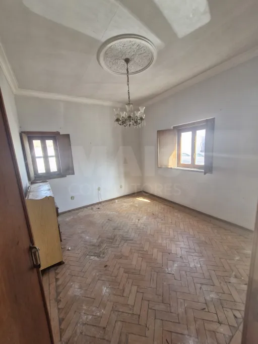 Quinta/Prédio Misto em Foros de Salvaterra – Excelente Oportunidade de Investimento
