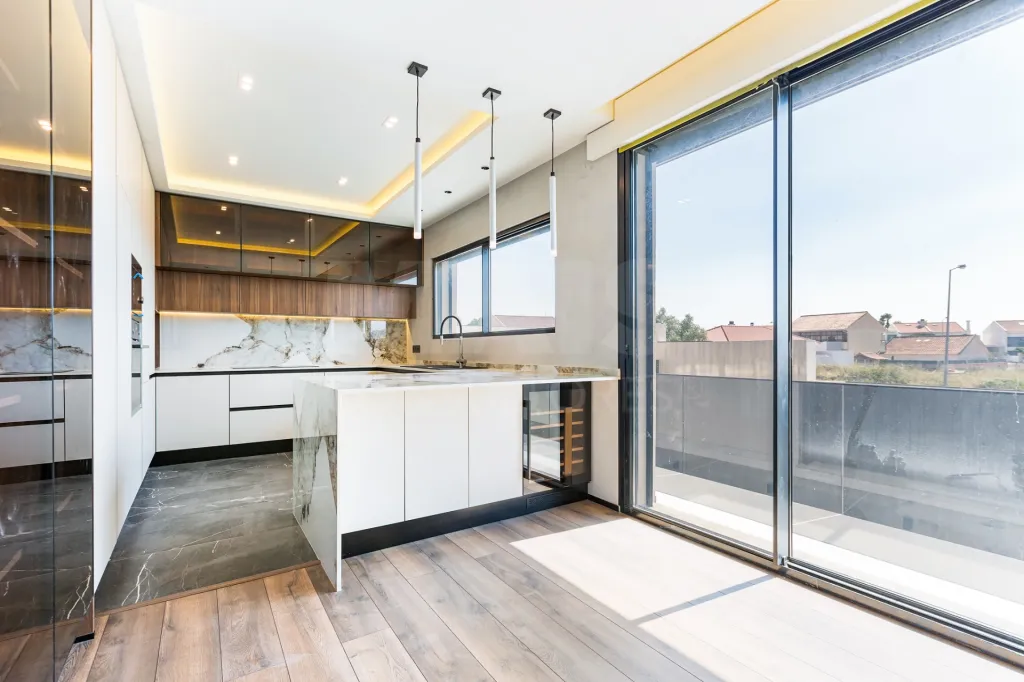 4 bedroom detached house in São Domingos de Rana