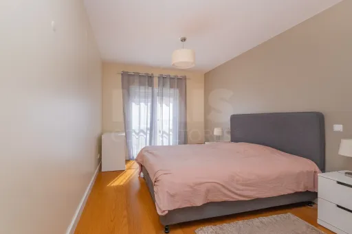 Apartamento T2 com Elevador e Parqueamento no Montijo