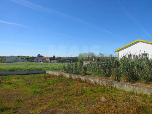 Terreno urbano com 459 m² com Projeto em Desenvolvimento